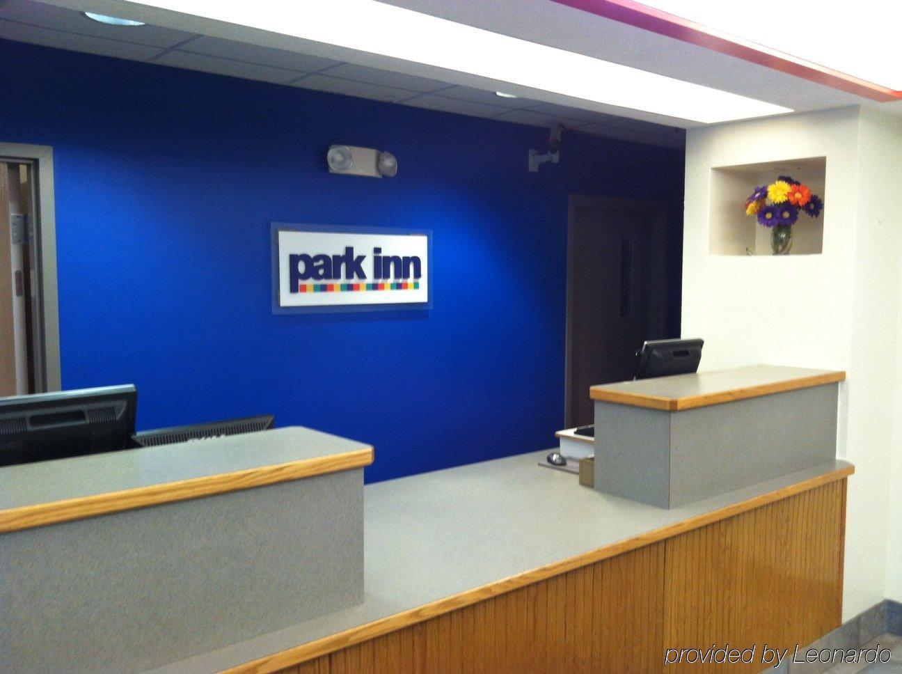 ซูเปอร์ 8 บาย วินด์แฮม ซอลท์เซนต์แมรี Hotel ซุลท์ เซท์ มารี ภายใน รูปภาพ